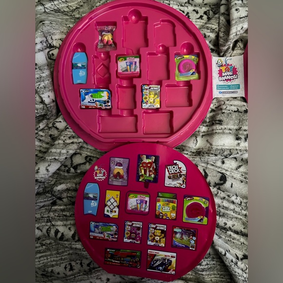 Mini Brands Toys Series 2 - Picture 3 of 3